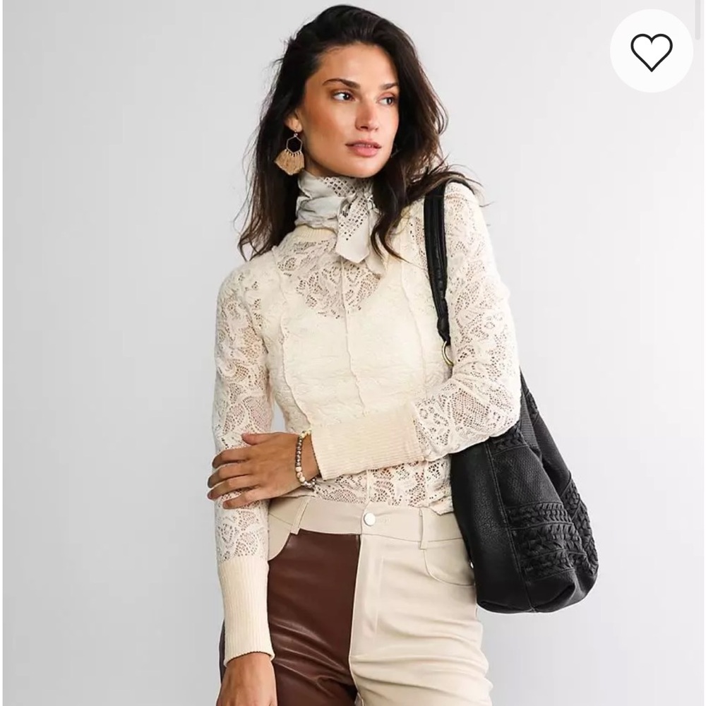 gimmicks by BKE Cream Lace Long Sleeve Mock Neck Top